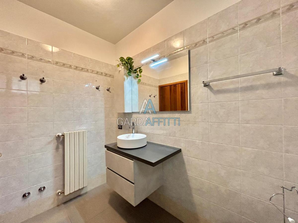 Perla Apartment - 3 Piscine E Un Bar - Desenzano 代森扎诺-德尔加达 外观 照片