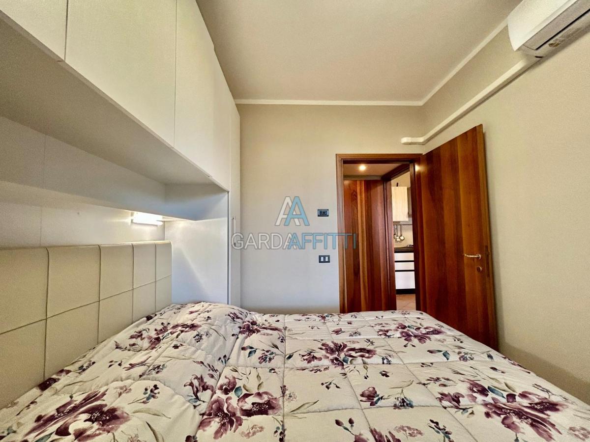 Perla Apartment - 3 Piscine E Un Bar - Desenzano 代森扎诺-德尔加达 外观 照片