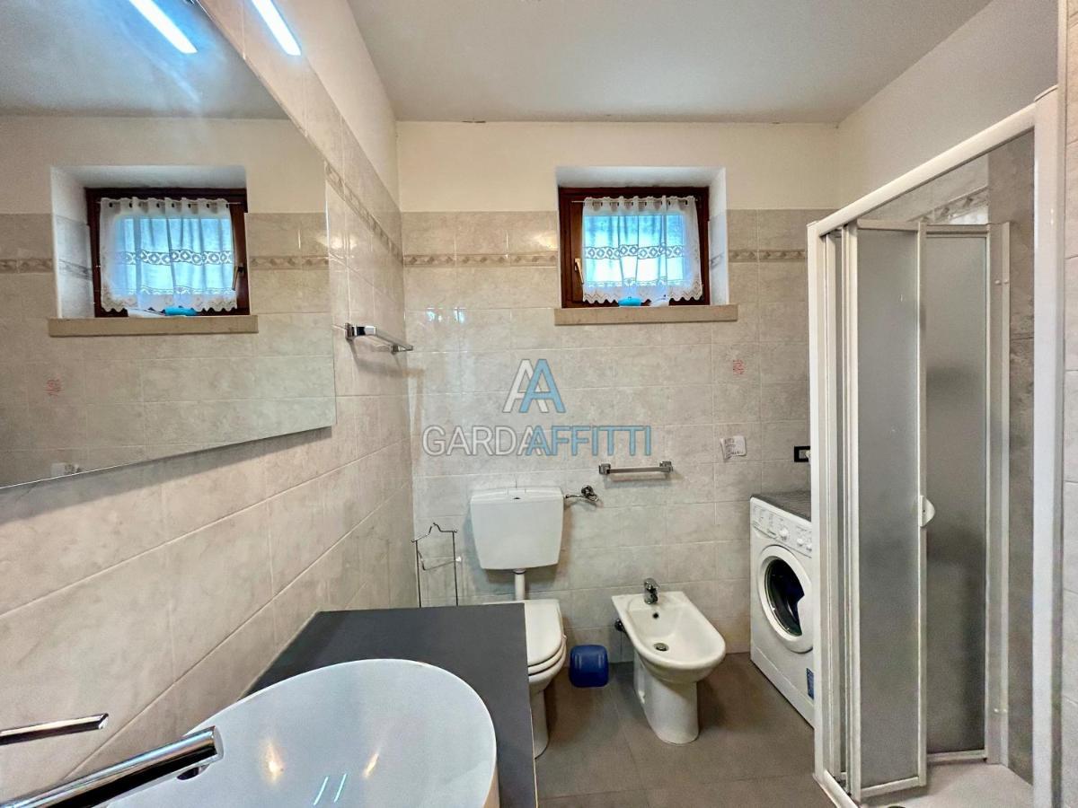 Perla Apartment - 3 Piscine E Un Bar - Desenzano 代森扎诺-德尔加达 外观 照片