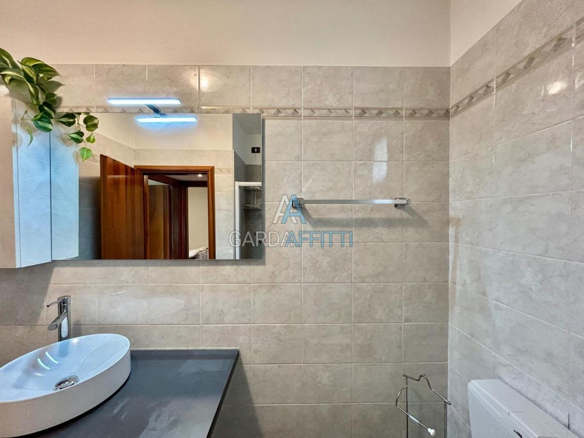 Perla Apartment - 3 Piscine E Un Bar - Desenzano 代森扎诺-德尔加达 外观 照片